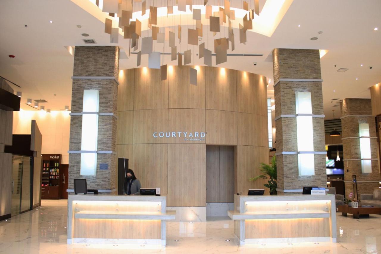 Hotel Courtyard By Marriott Guayaquil Esterno foto